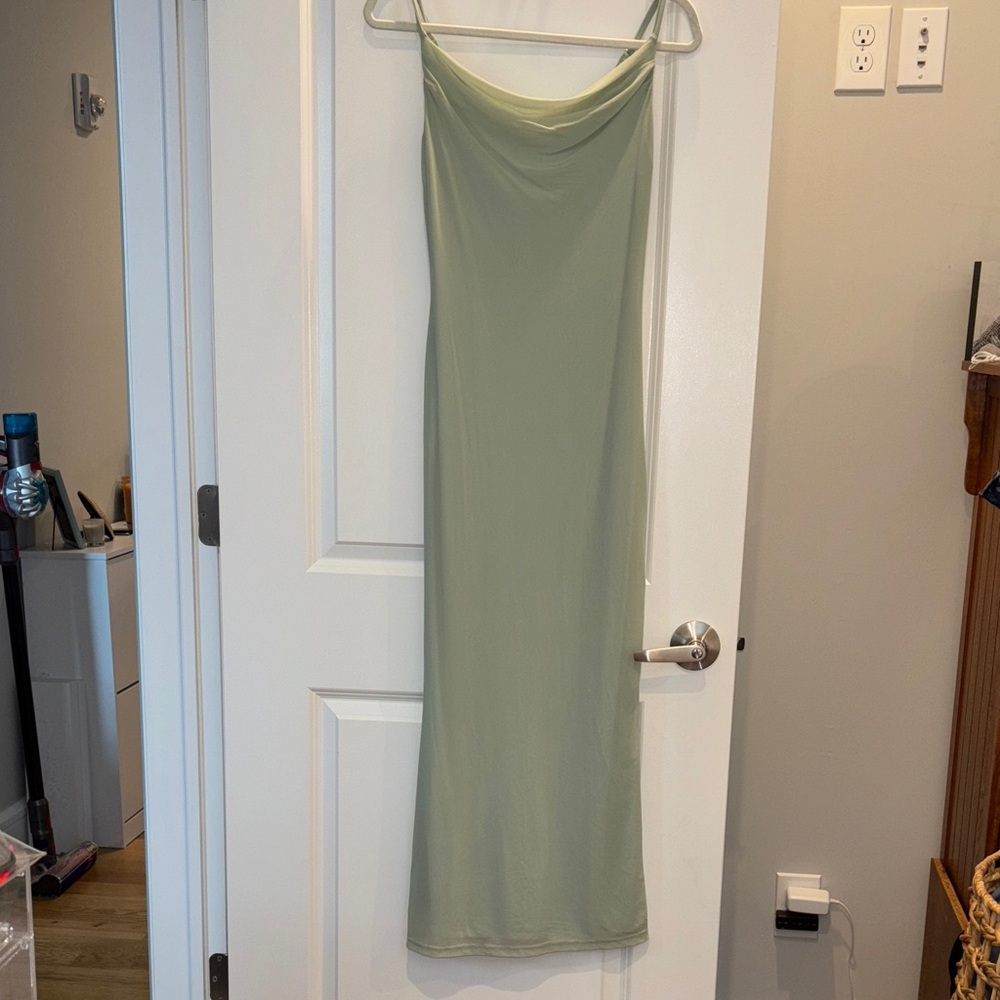 Womens Green Dress by Pretty Garden